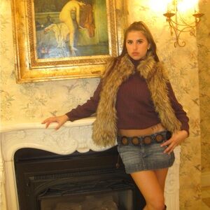 Meet your Posher, Alisa